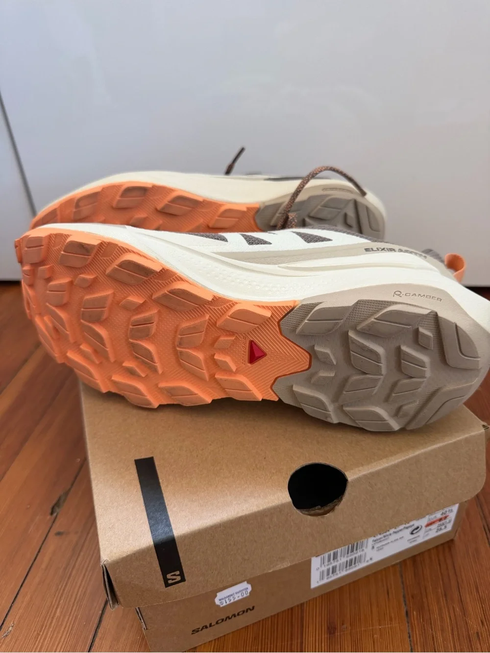 Salomon women's sneakers in brown, cream & orange accents - Picture 4 of 6